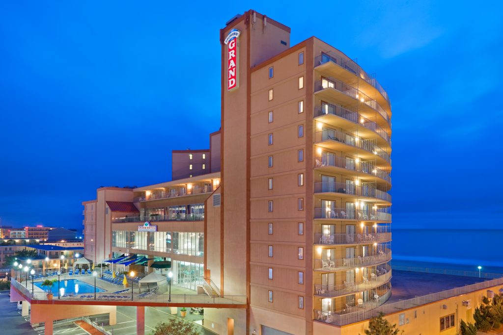 The Grand Hotel, Open Year Round in oCMD